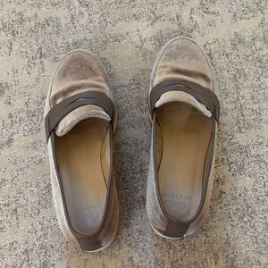 Elegant Velvet Loafers in Taupe